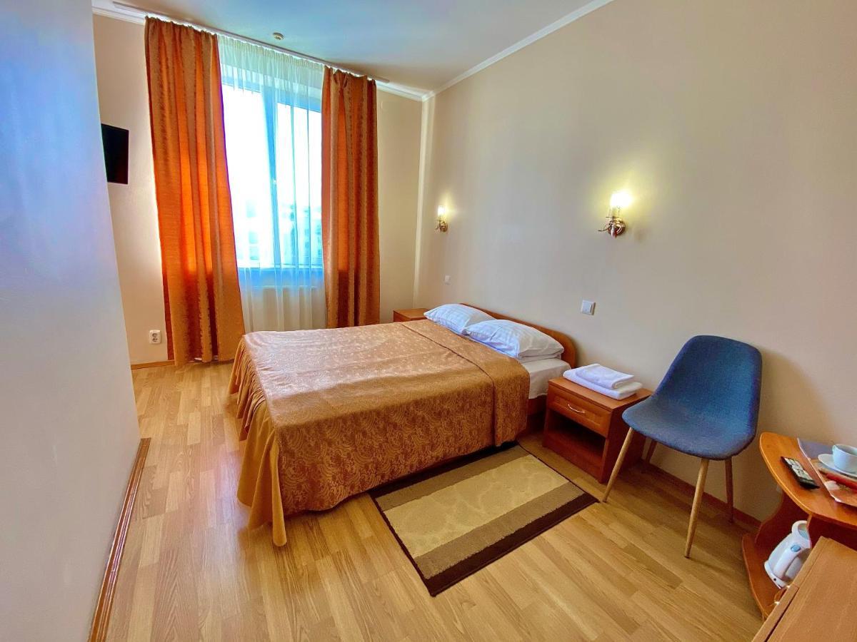 Hotel Orion Morșîn Exterior foto